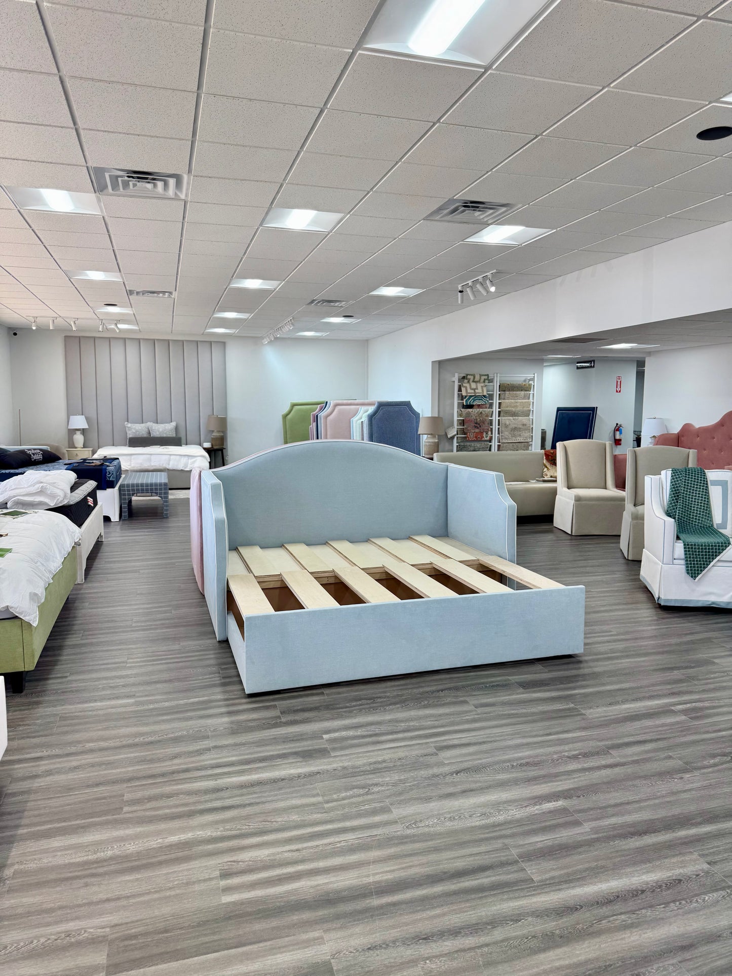 The Lilliane Twin to King Trundle Daybed - Sky Blue Woven Fabric - White Trim