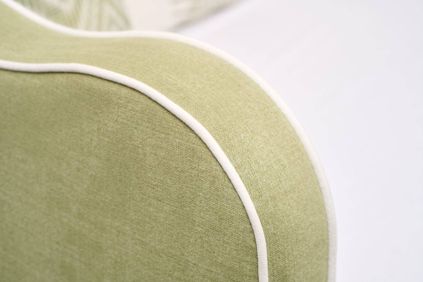 Scalloped Twin Trundle Daybed.