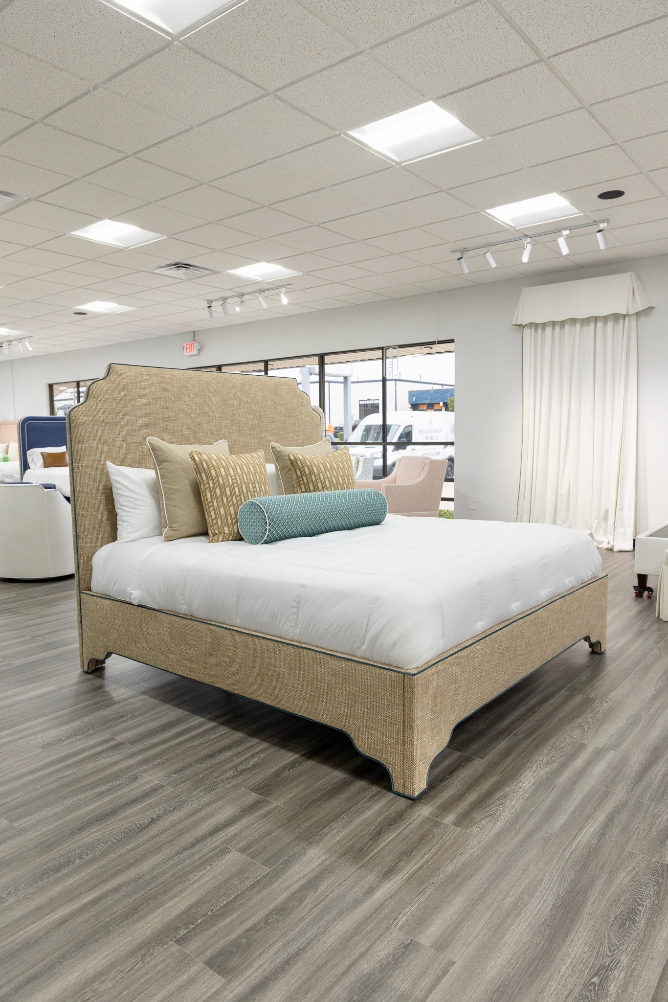 The Helena King Bed - Scalloped Legs - Performance Brown Linen Fabric - Blue Trim