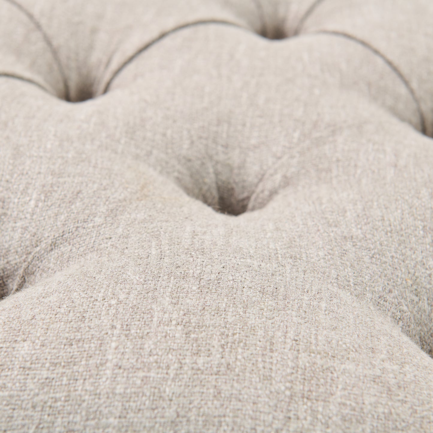 36" Tufted Round Ottoman / Coffee Table