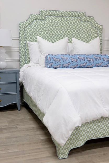 The Martha Queen Bed - RETRO POINCIANA SAGE - Sky Blue Trim