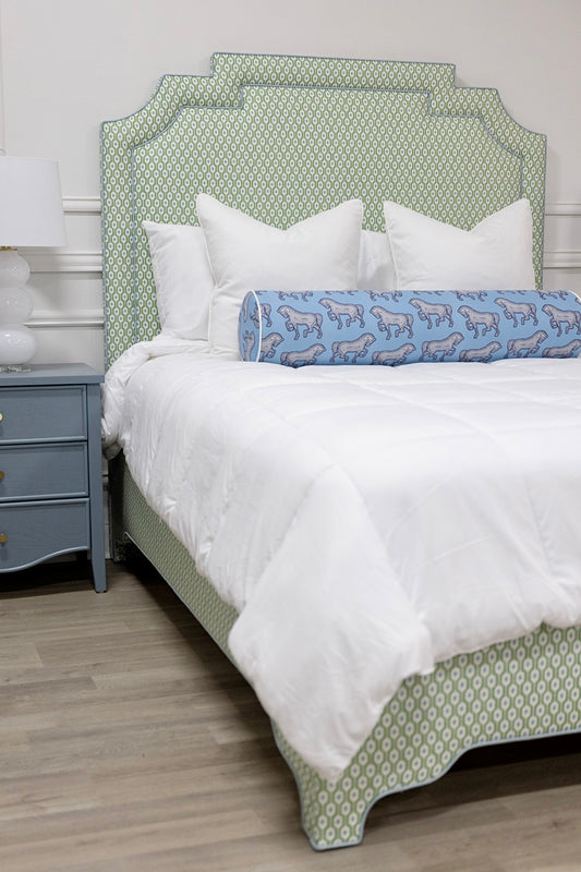 The Martha Queen Bed - RETRO POINCIANA SAGE - Sky Blue Trim