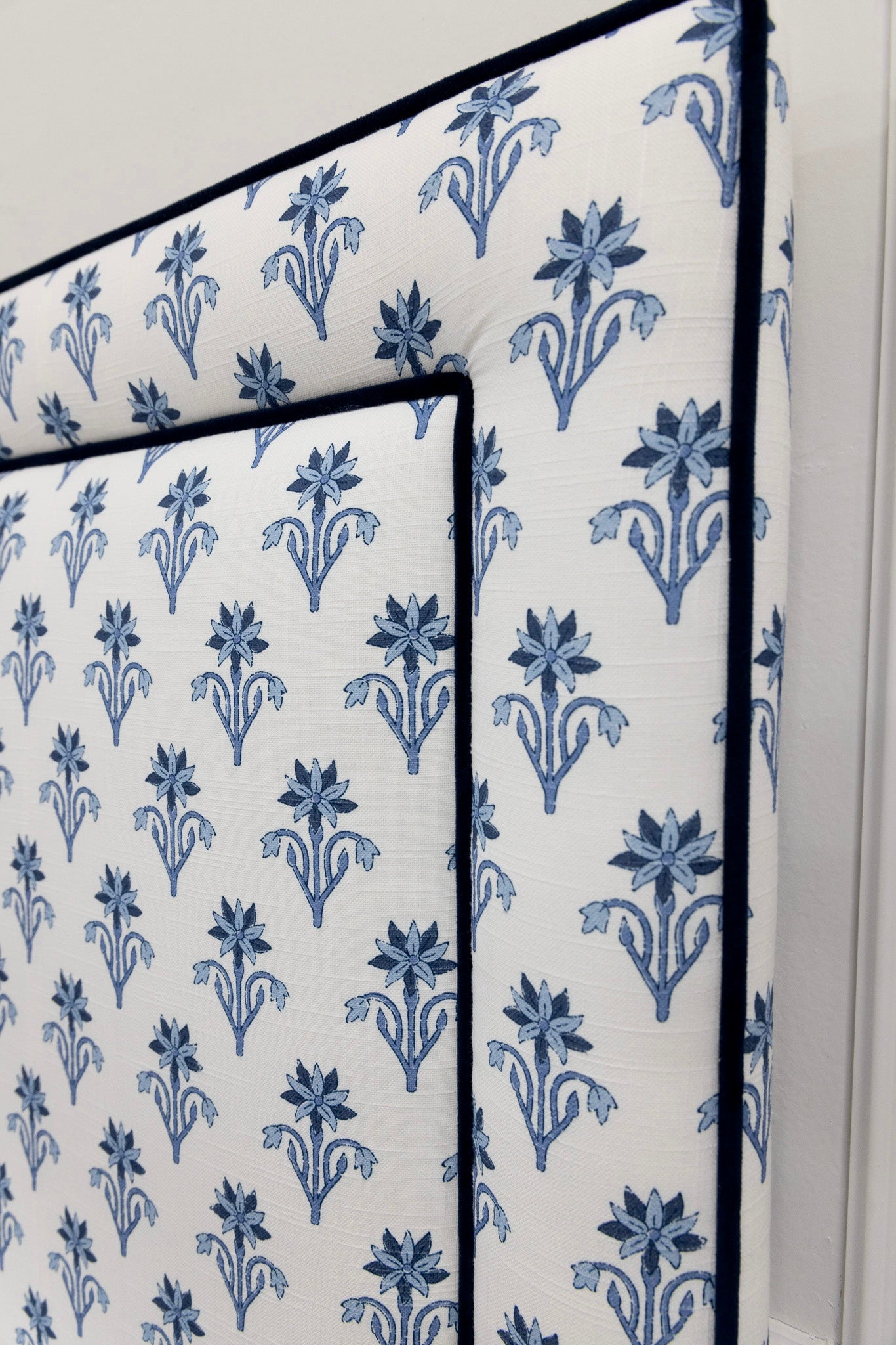 The Jacob King Bed - Blue Floral Linen Fabric - Navy Trim