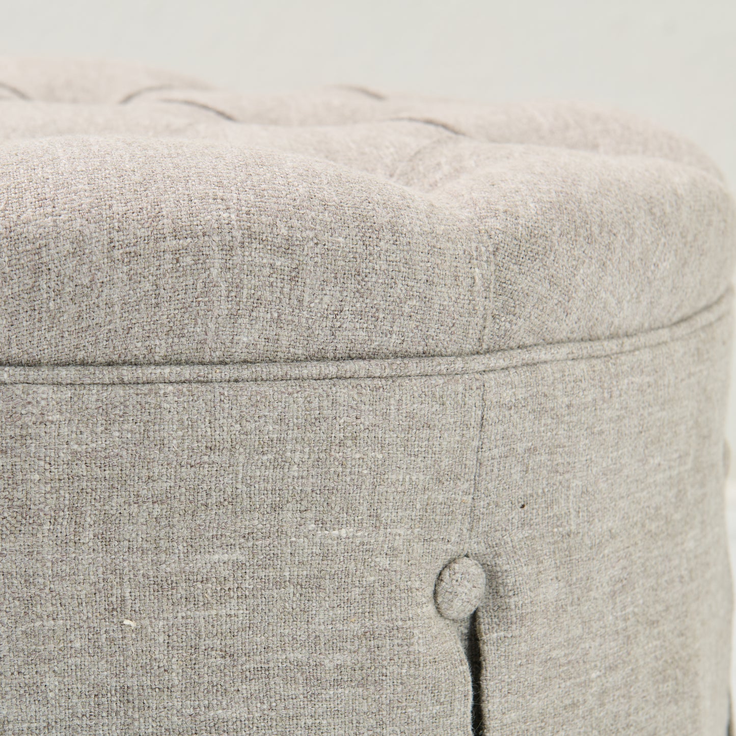 36" Tufted Round Ottoman / Coffee Table