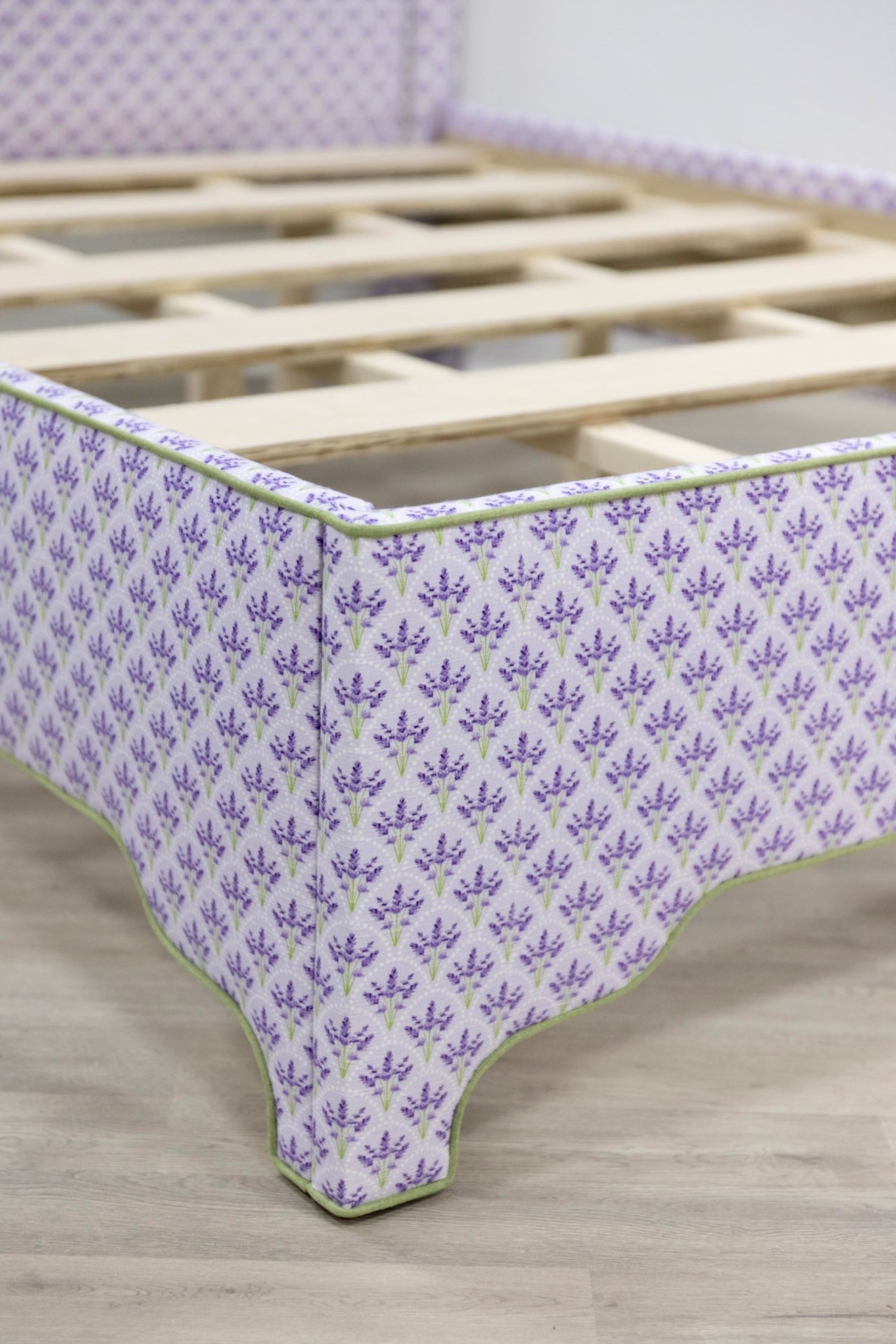 The Addison Queen Bed - Lavender Floral Linen Fabric - Green Trim