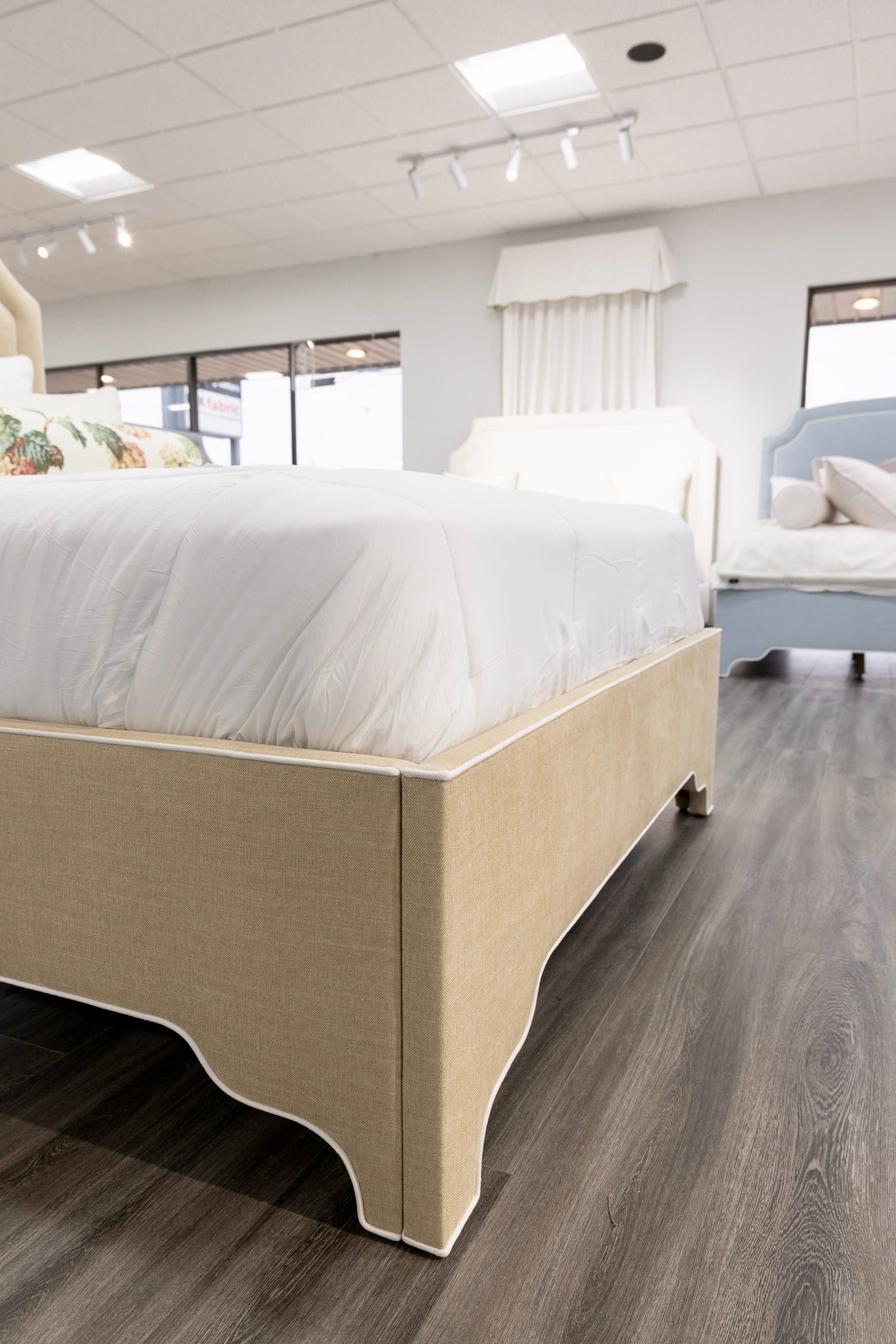 65”H Queen Upholstered Platform Bed - Sand Chenille Fabric with White Trim