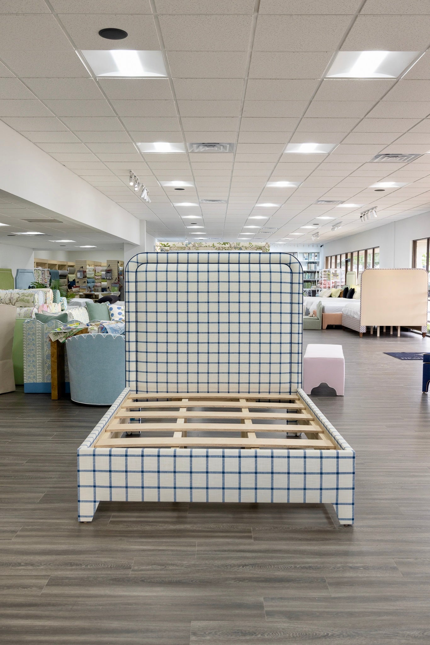 The Lorraine Queen Platform Bed in Navy Plaid Fabric - Navy Trim
