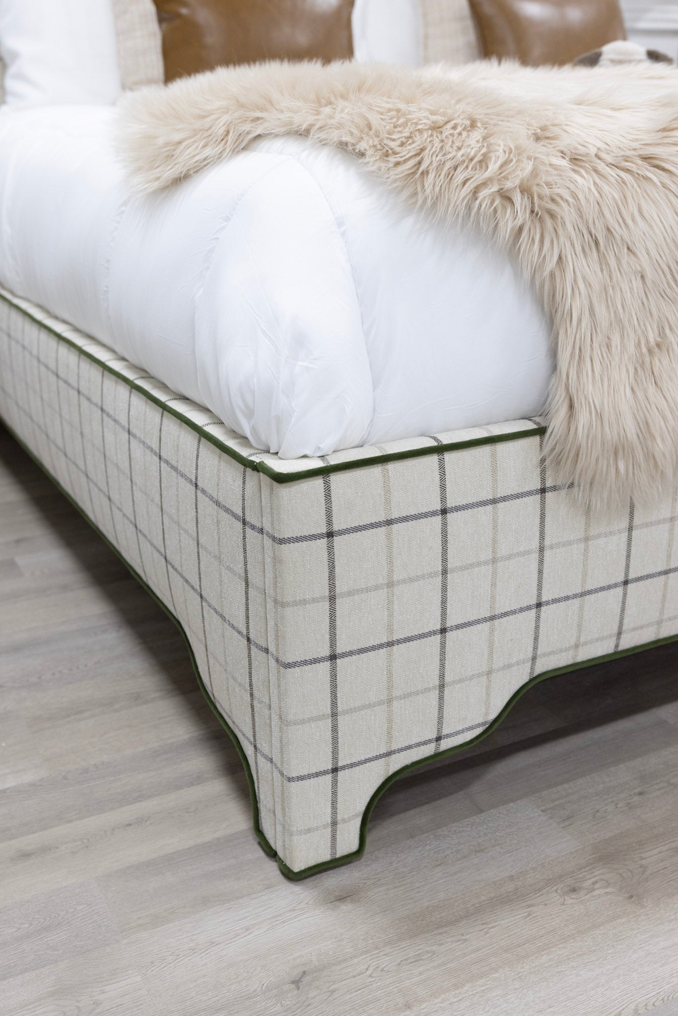 The Lorraine King Bed - Scalloped Legs - Performance Cream Plaid Fabric - Green Trim