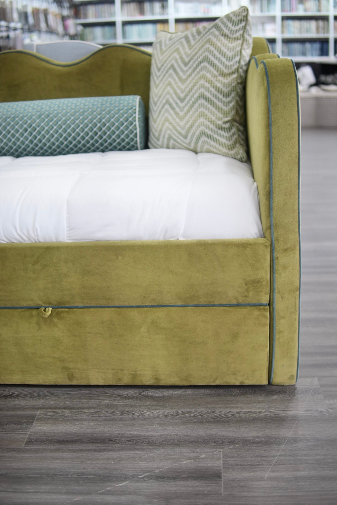 Twin Trundle Daybed - Scalloped - Green Velvet with Turquoise Trim