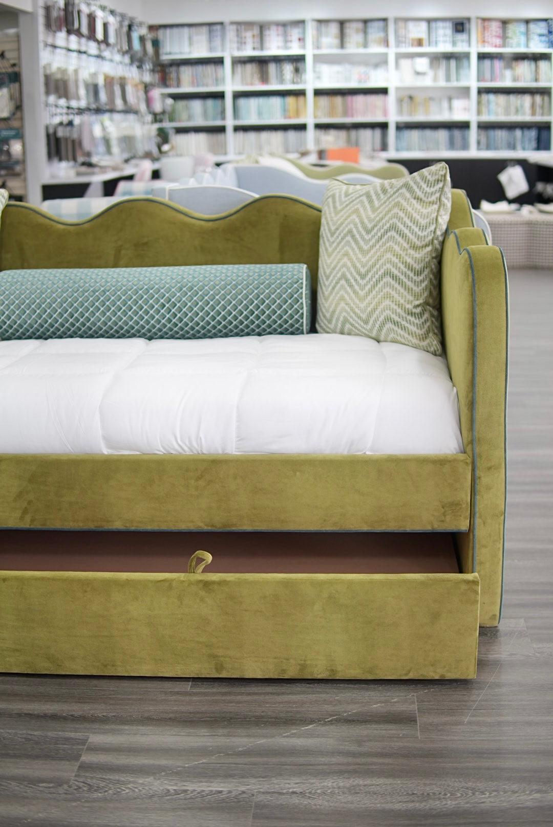 Twin Trundle Daybed - Scalloped - Green Velvet with Turquoise Trim