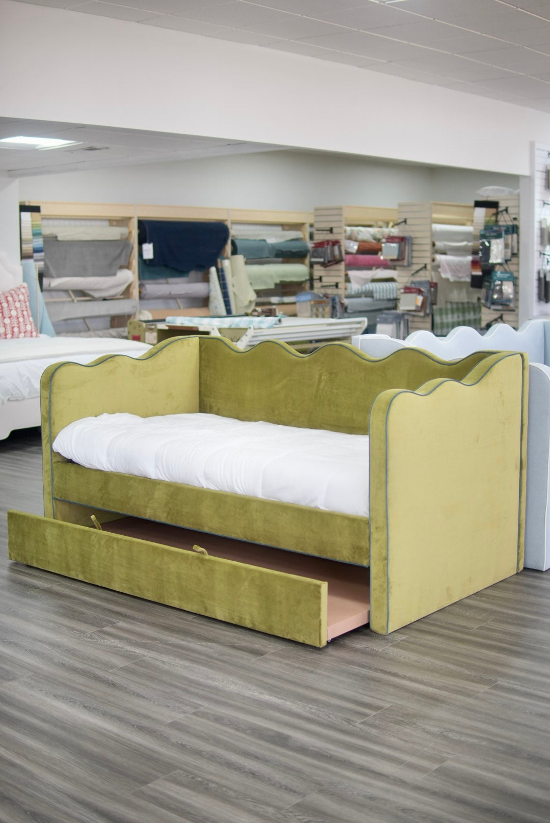 Twin Trundle Daybed - Scalloped - Green Velvet with Turquoise Trim