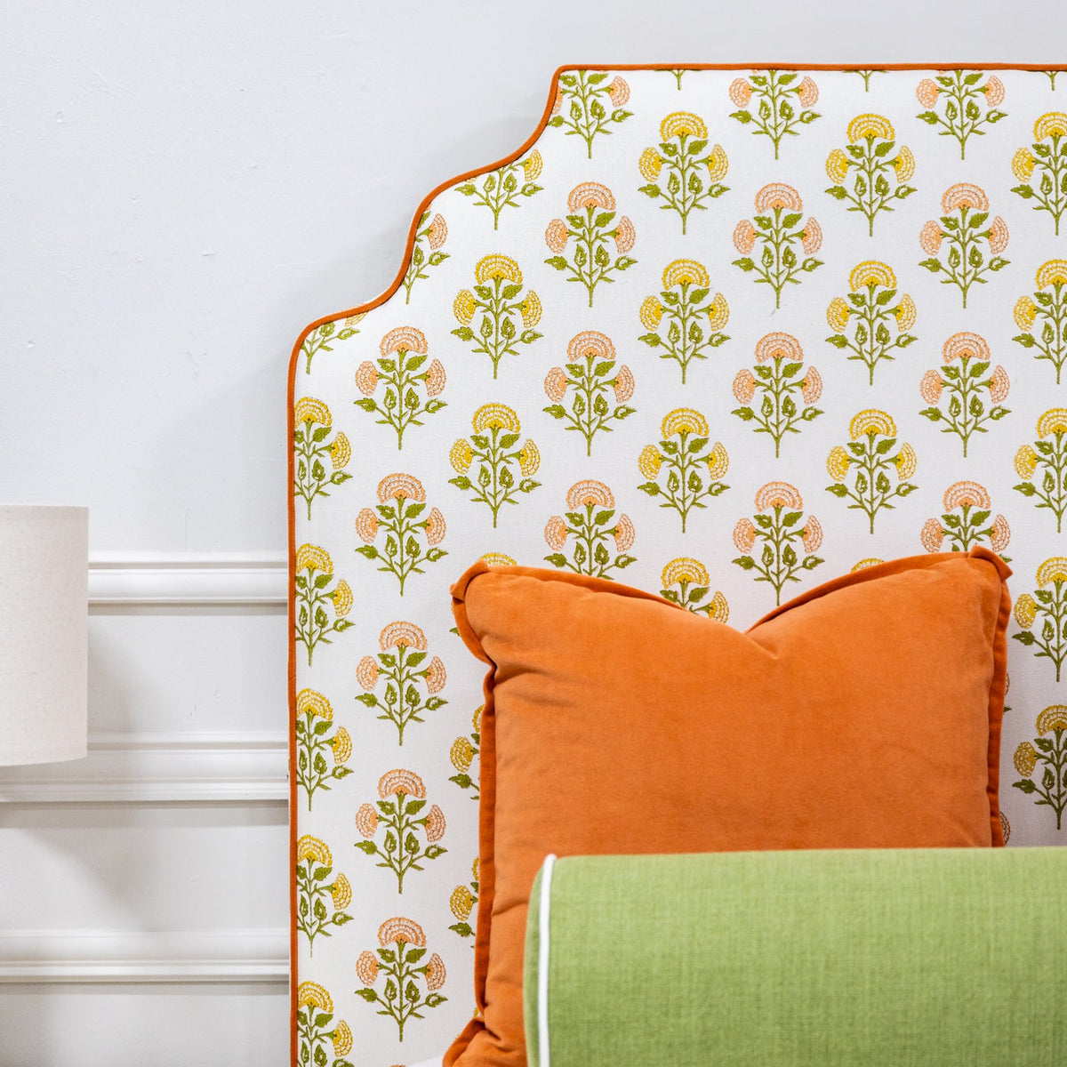 The Waverly Full Bed - Scalloped Base Farah Helena Fabric - Papaya Trim
