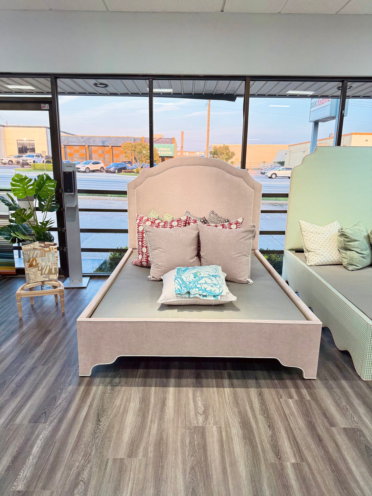60" H Queen Upholstered Platform Bed - Scalloped Legs - Pale Pink Chenille Fabric with White Trim