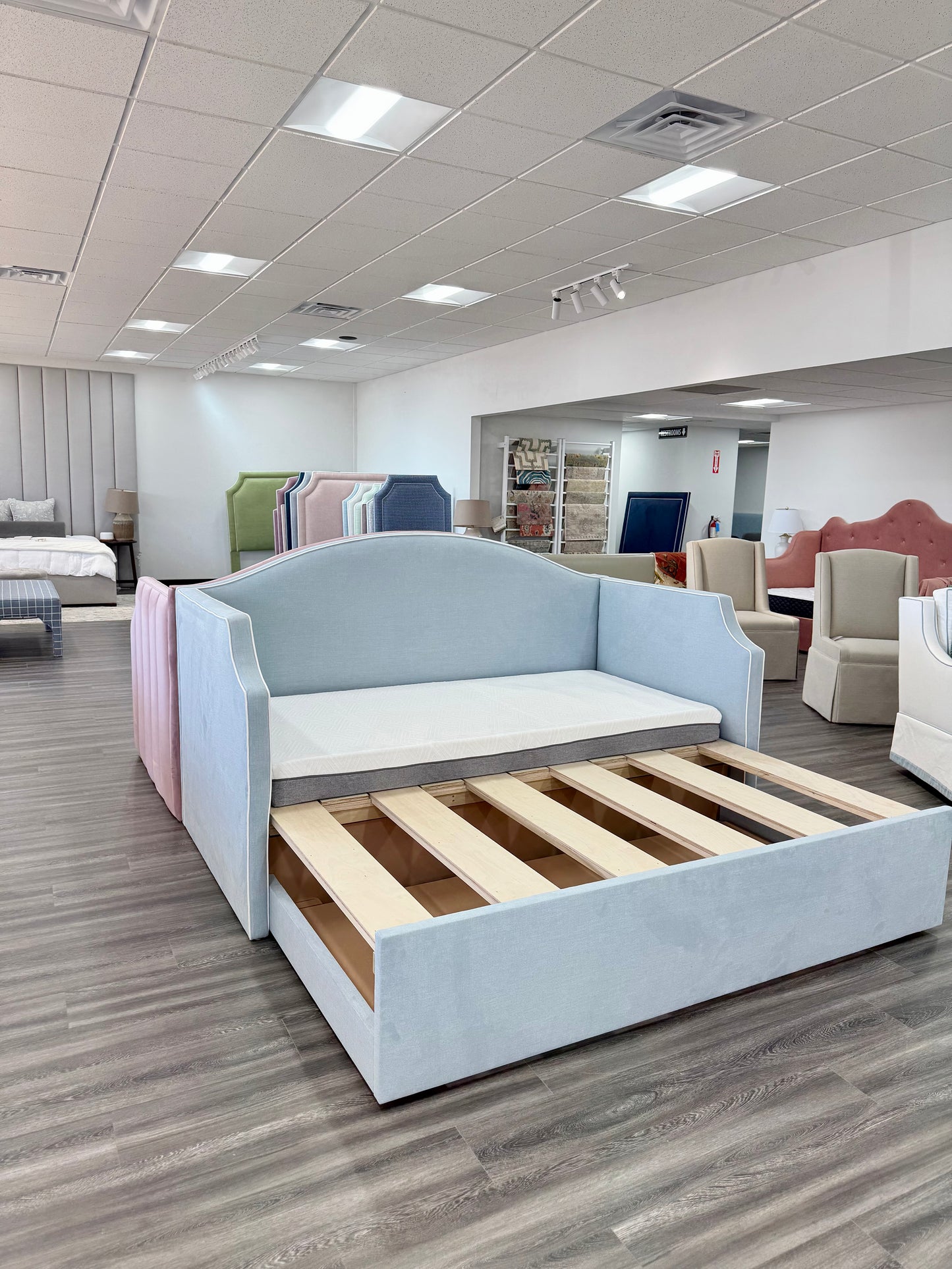 Twin to king Upholstered Trundle Daybed in Sky Blue Woven fabric - White Trim