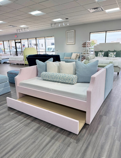 Twin Trundle daybed.
