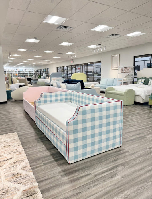 Twin Trundle daybed.