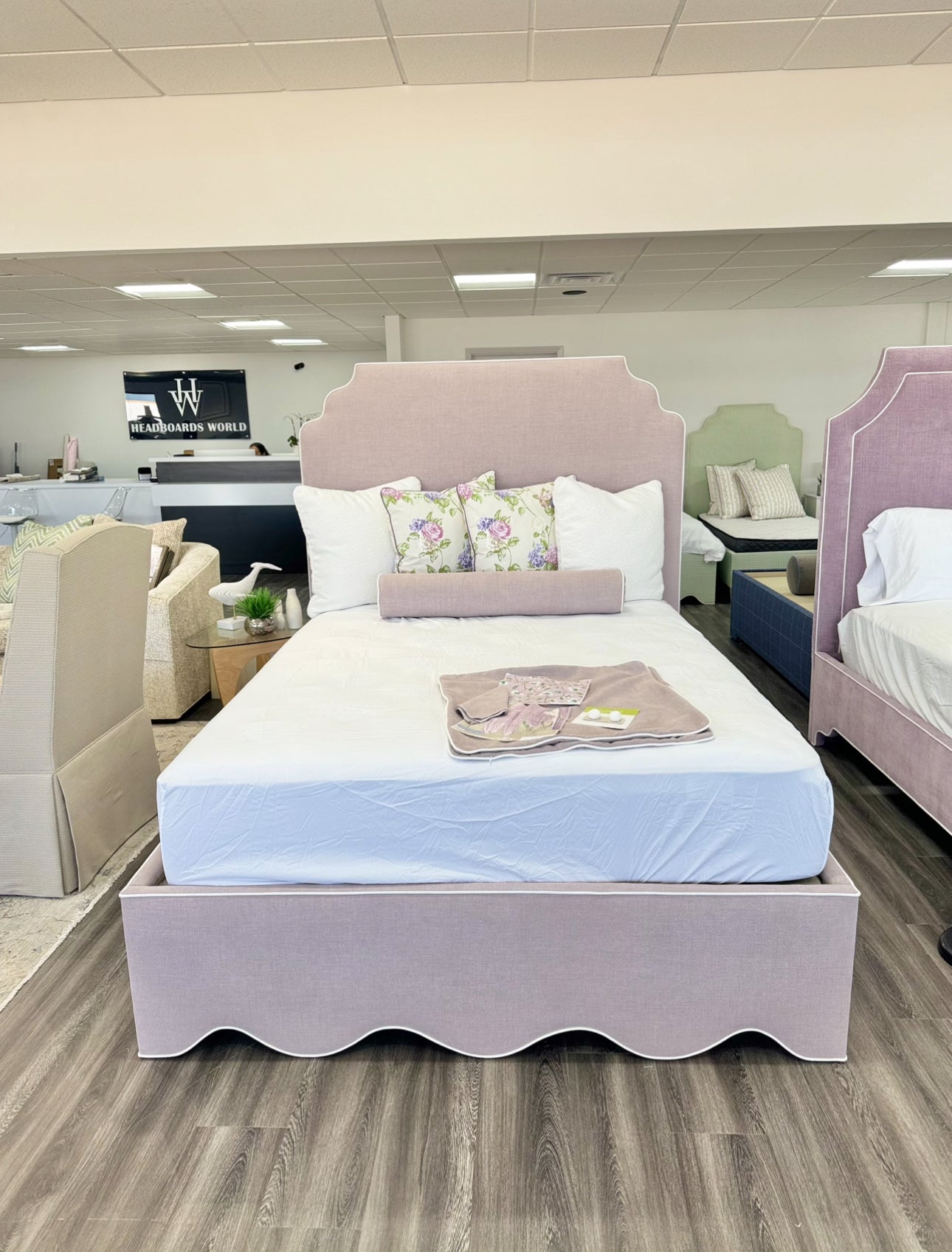 65" H Queen Scalloped Base Bed
