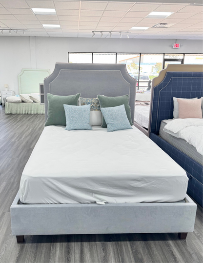 60" H Queen Platform Bed