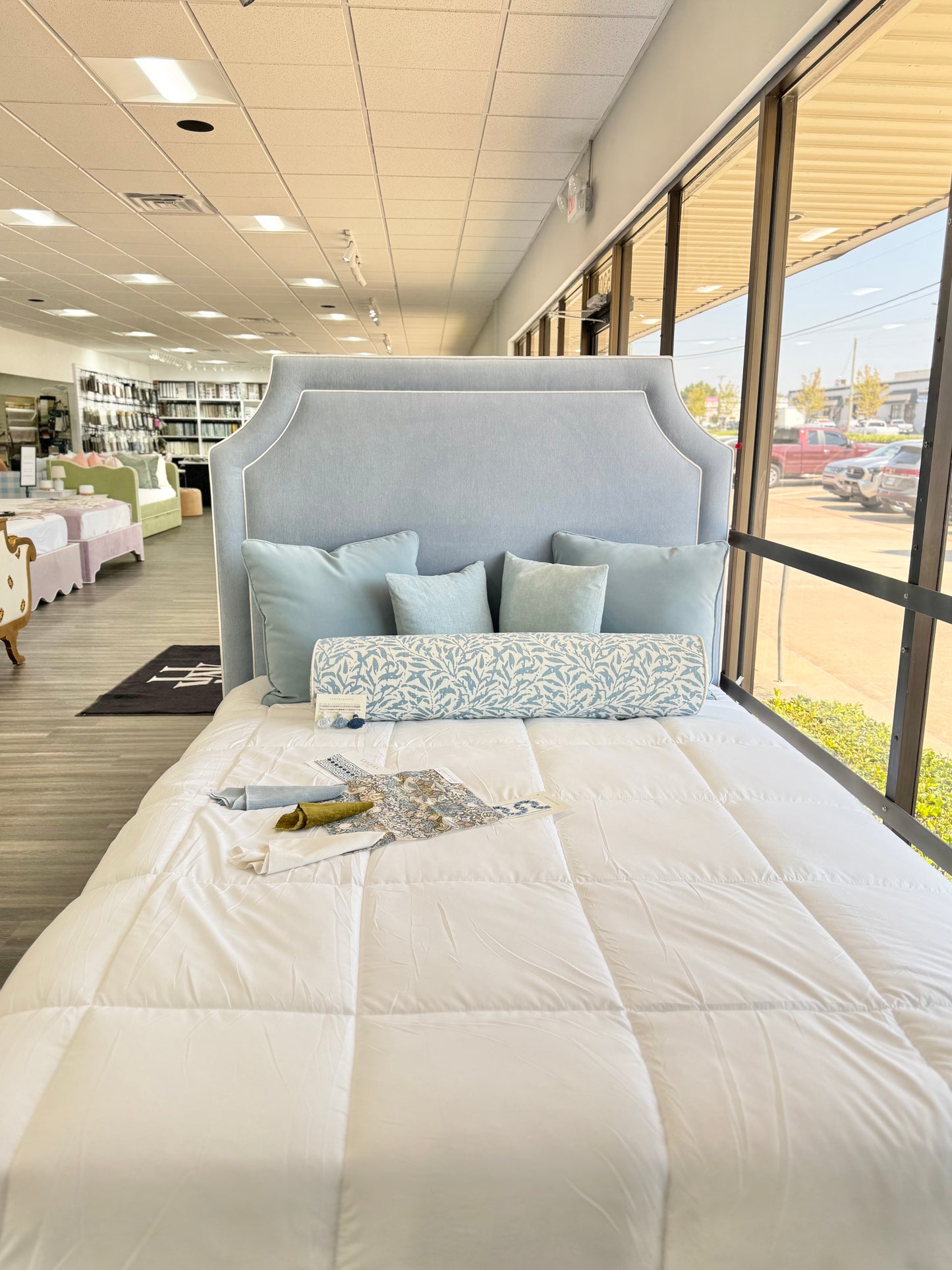 60" H Queen Platform Bed