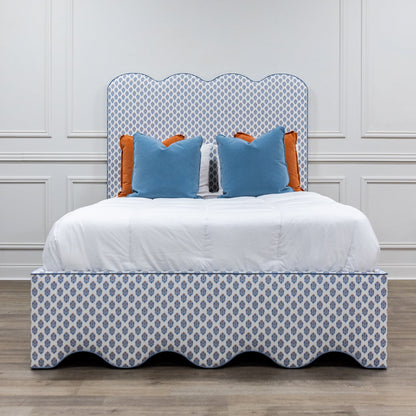 The Waverly Queen Bed - Scalloped Base Island Bloom Fabric - Ocean Blue Trim