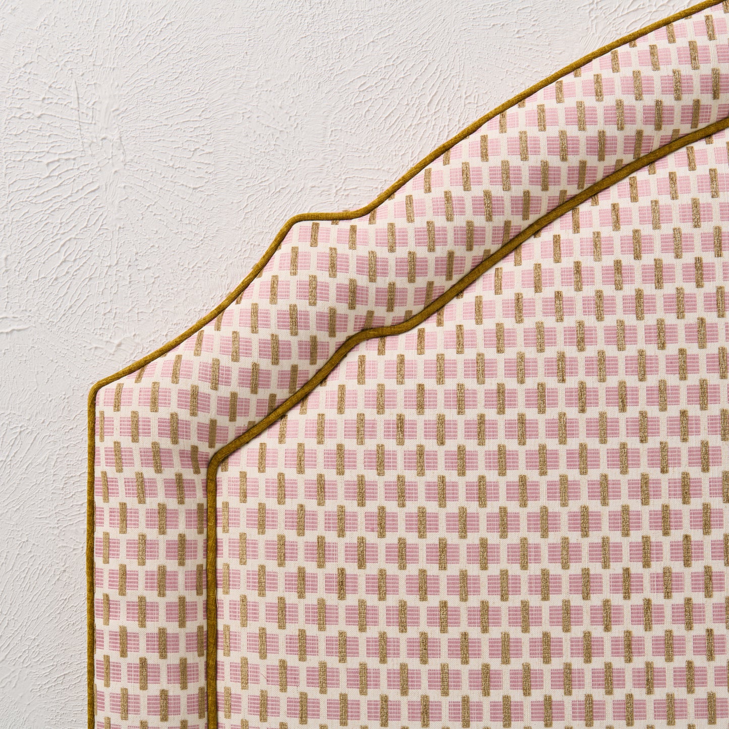 65” H Queen Headboard in Orchid Jacquard / Chenille Fabric
