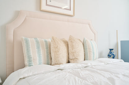 65"H King Scalloped Legs Platform Bed